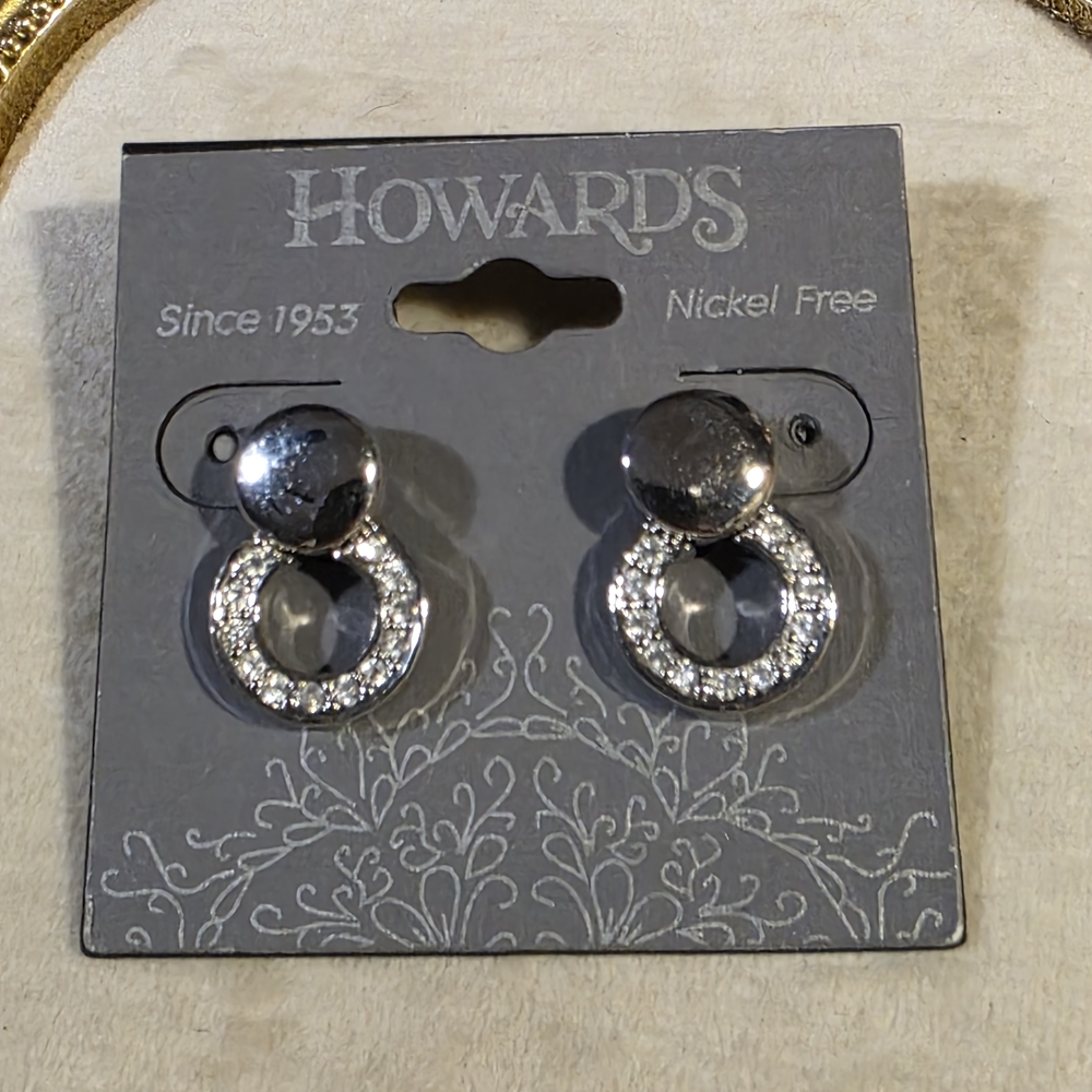 Howards Silver and Crystal Earrings NWT